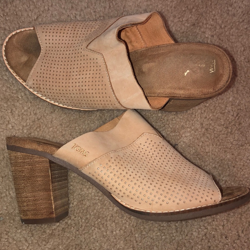 Women’s Toms Heels